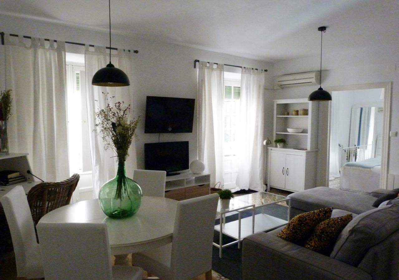 Rodo Arenal Apartment Sevilla Bagian luar foto