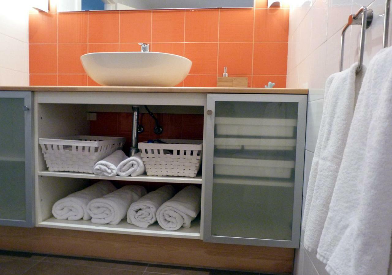 Rodo Arenal Apartment Sevilla Bagian luar foto