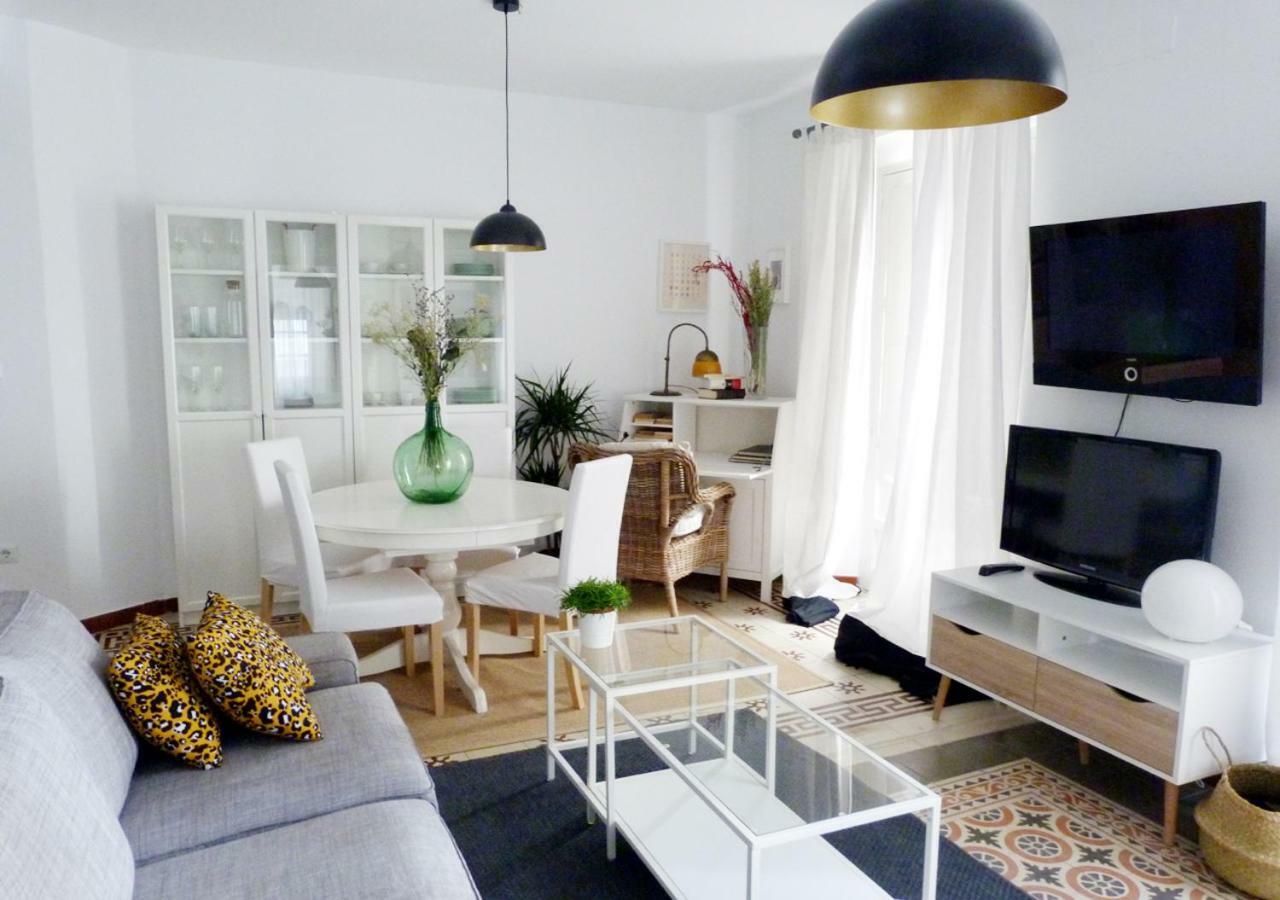 Rodo Arenal Apartment Sevilla Bagian luar foto
